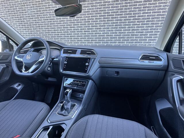 Volkswagen TIGUAN Allspace 1.5 TSI Life Business 7p. | Camera | Apple CarPlay/Android Auto | Stuur-/stoelverwarming
