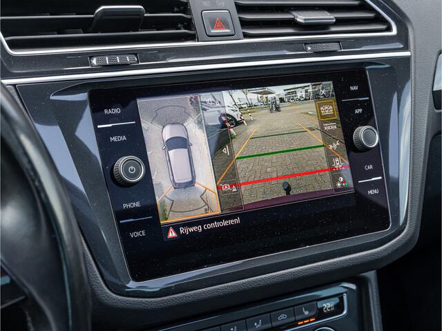 Volkswagen TIGUAN 1.4 TSI ACT Highline Business R-Line ORG NL PANO 360 CAMERA TREKHAAK APPLE CARPLAY