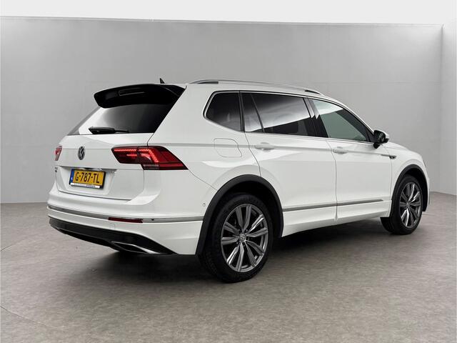 Volkswagen TIGUAN 1.5 TSI Highline R-Line 150PK DSG Virtual LED Camera Carplay Clima Cruise Navi PDC 20''LMV