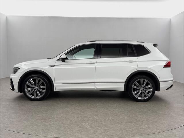 Volkswagen TIGUAN 1.5 TSI Highline R-Line 150PK DSG Virtual LED Camera Carplay Clima Cruise Navi PDC 20''LMV
