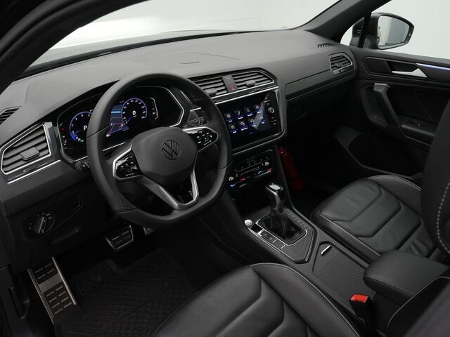 Volkswagen TIGUAN 1.5 TSI 150 pk DSG R-Line Business+ | Panoramadak | Leder | Geheugenstoelen | IQ Light | Stuur-/stoelverwarming | Achteruitrijcamera