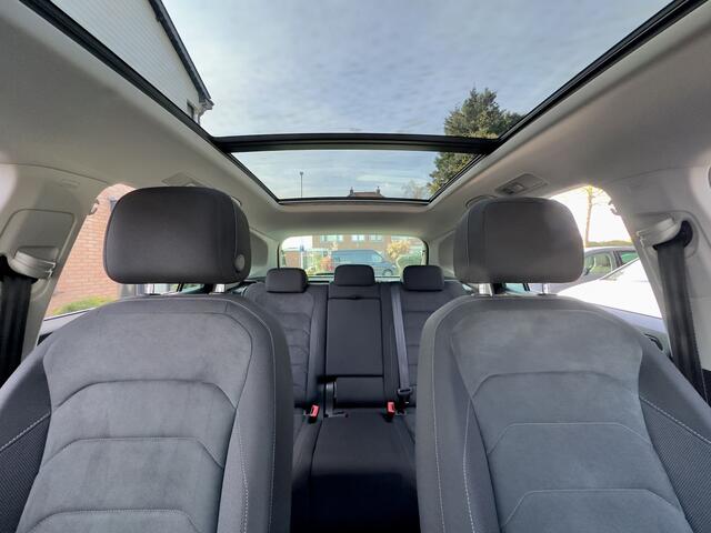 Volkswagen TIGUAN 1.4 TSI AUT6 4MOTION R-LINE HIGHLINE 136D.KM PANODAK NAVI DIGI-DASH APPLE-CARPLAY LED 20 INCH-LMV PDC