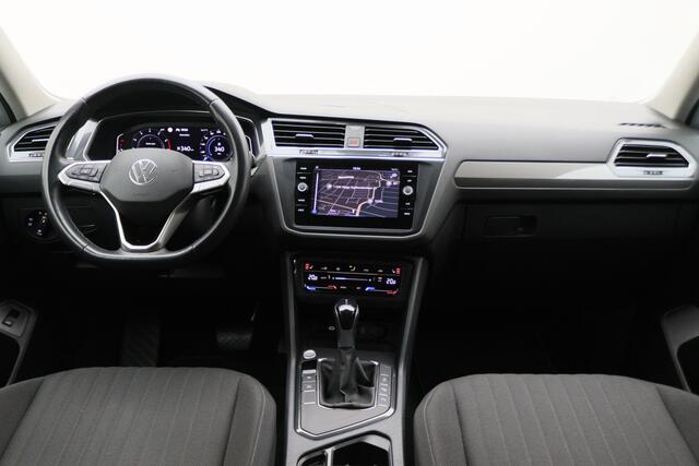 Volkswagen TIGUAN Allspace 1.5 TSI Elegance 7p. IQ Light, Stuur-/Stoelverw. ACC, Camera, Apple Carplay, DAB