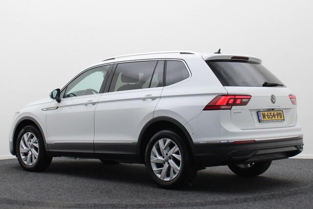 Volkswagen TIGUAN Allspace 1.5 TSI Elegance 7p. IQ Light, Stuur-/Stoelverw. ACC, Camera, Apple Carplay, DAB