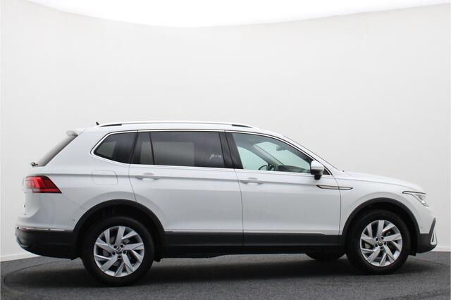 Volkswagen TIGUAN Allspace 1.5 TSI Elegance 7p. IQ Light, Stuur-/Stoelverw. ACC, Camera, Apple Carplay, DAB
