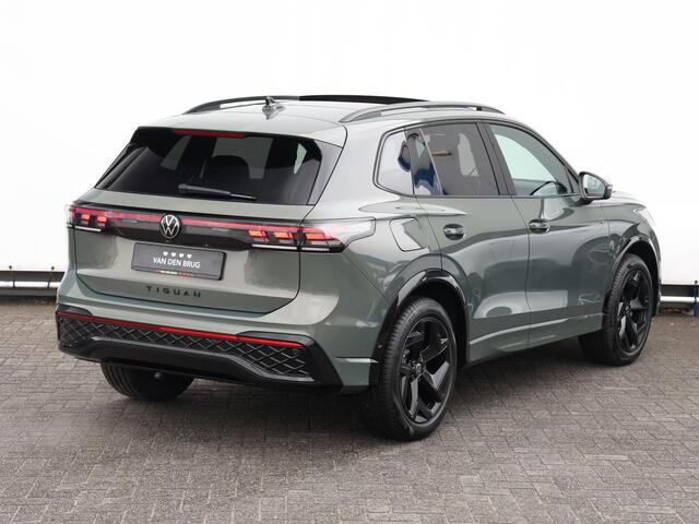 Volkswagen TIGUAN 1.5 eTSI R-Line Edition 150pk DSG | LED Plus | Panoramadak | Black Style | Winterpakket | Adaptieve Cruise Control | Navigatie | Climate Control | Camera |