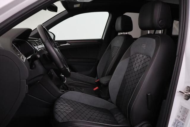 Volkswagen TIGUAN 1.5 TSI R-Line | Panoramadak | 360 camera | Trekhaak | Full LED | Stoelverwarming | Carplay | Harman-Kardon | Adaptive cruise | Navigatie