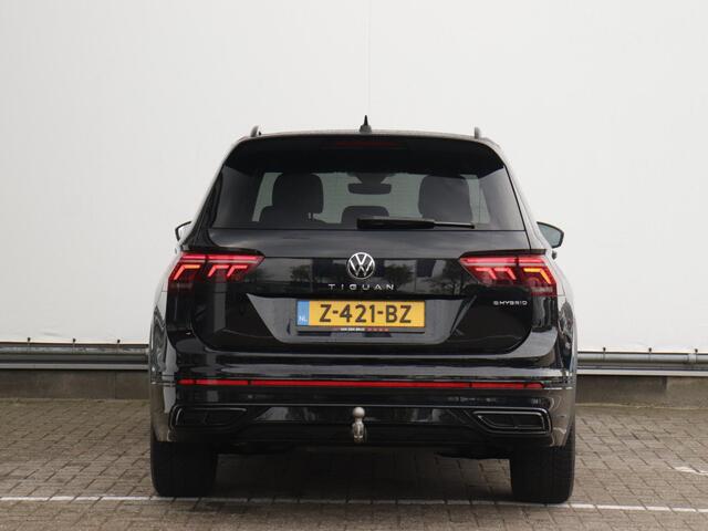 Volkswagen TIGUAN 1.4 TSI eHybrid R-Line Business | Elektrisch inklapbare trekhaak | Camera | Stuur & Stoel verwarming | Panorama dak |