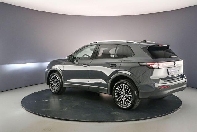 Volkswagen TIGUAN Life Edition 1.5 eHybrid 204pk DSG Automaat Adaptive cruise control, Elektrische achterklep, Navigatie, Achteruitrijcamera, Stuurwiel verwarmd, LED verlichting, Parkeersensoren