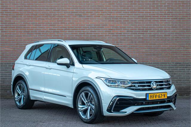 Volkswagen TIGUAN 1.4 TSI eHybrid R-Line, Carplay, Trekhaak, Stoel & Stuurverwarming, Matrix LED, Alcantara, Park Assist, Camera.