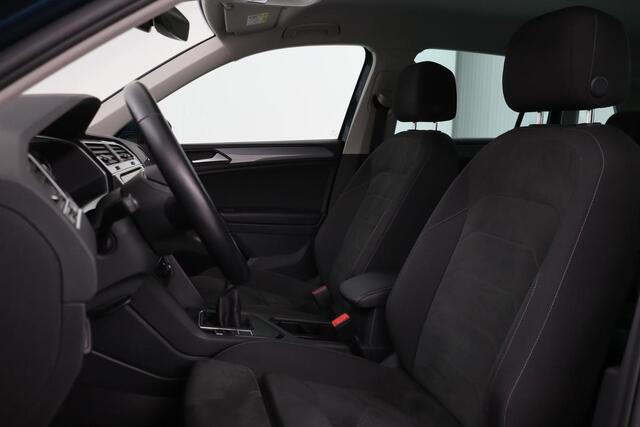 Volkswagen TIGUAN 1.5 TSI Life | Stoelverwarming | Trekhaak | LED Plus | Camera | Massage | Navigatie | Adaptive cruise | Ergo Active | Navigatie | Keyless