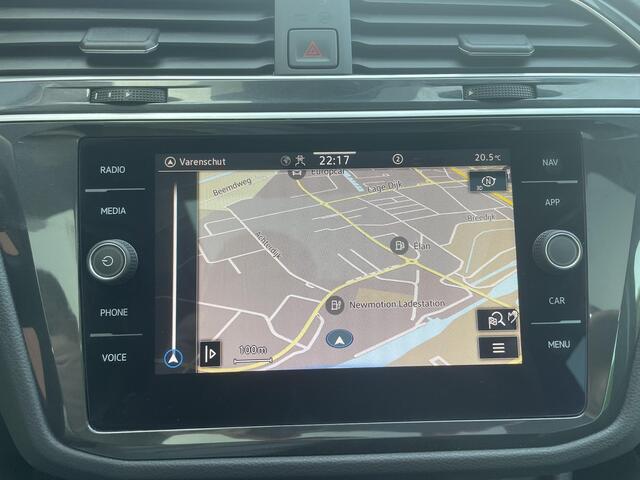Volkswagen TIGUAN 1.5 TSI 150pk DSG Life | Panoramadak | Navigatie | d.m.v. Apple Carplay / Android Auto | Parkeersensoren | Adaptive Cruise Control | Stoel- en stuurverwarming | Ledverlichting | Getinte ramen | Climate Control