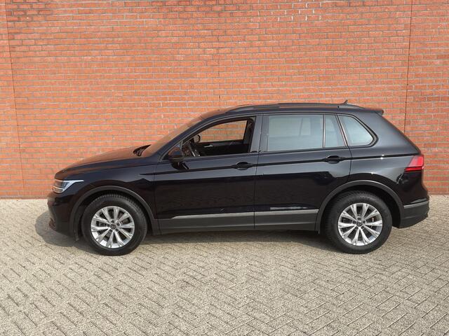 Volkswagen TIGUAN 1.5 TSI 150pk DSG Life | Panoramadak | Navigatie | d.m.v. Apple Carplay / Android Auto | Parkeersensoren | Adaptive Cruise Control | Stoel- en stuurverwarming | Ledverlichting | Getinte ramen | Climate Control