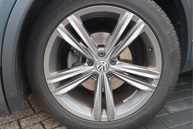 Volkswagen TIGUAN 1.4 TSI ACT Comfortline Business R-line