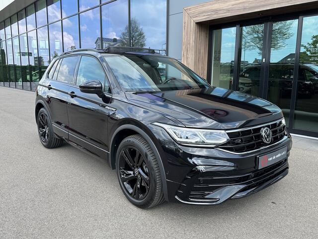 Volkswagen TIGUAN 1.5 TSI 150pk DSG R-Line | Black line | Panoramadak | Trekhaak | Camera | Dode hoek | Rijklaar incl. 1 jaar Bovag garantie