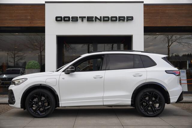 Volkswagen TIGUAN 1.5/272pk eHybrid R-Line Blackstyle VOL!|2025|Panoramadak|Trekhaak|Leer+Verwarming+Ventilatie|Head-up|20"Blackstyle|Harman Kardon|Discover Pro MAx