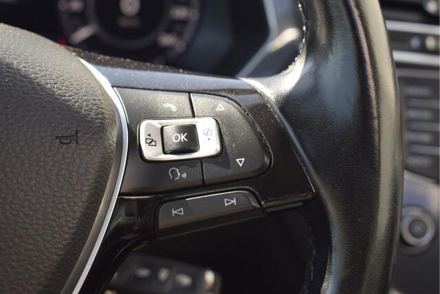 Volkswagen TIGUAN 1.4 TSI Comfortline Panorama, Virtual cockpit, Elek. Trekhaak, 360* camera, Stoelverwarming