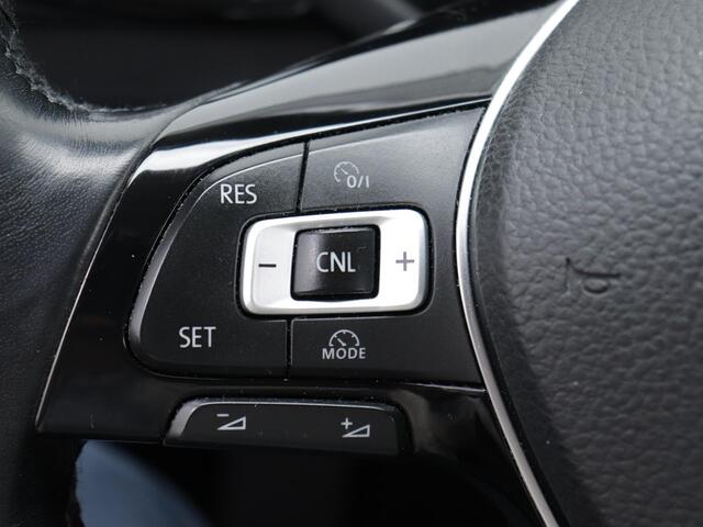 Volkswagen TIGUAN 1.4 TSI ACT Comfortline 150pk | Wegklapbare trekhaak (1800kg) | Achteruitrijcamera | Navigatie | Cruise control |
