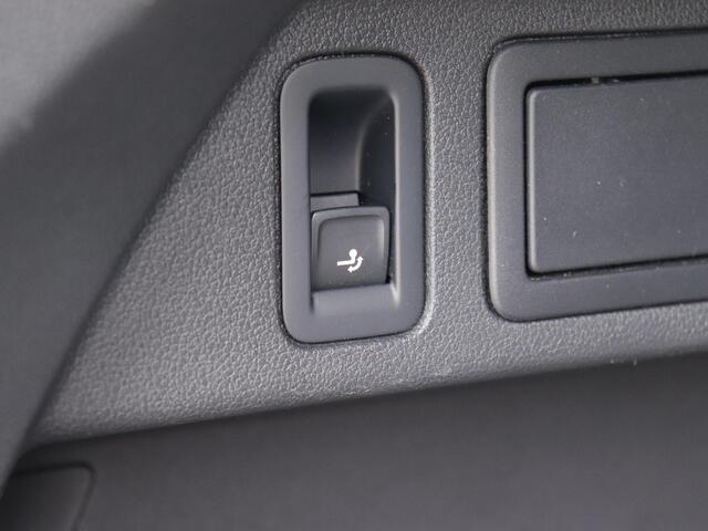 Volkswagen TIGUAN 1.4 TSI ACT Comfortline 150pk | Wegklapbare trekhaak (1800kg) | Achteruitrijcamera | Navigatie | Cruise control |