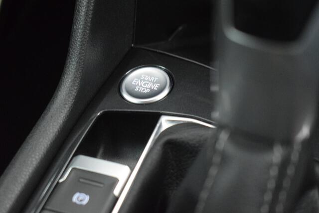 Volkswagen TIGUAN 1.4 TSI 245pk eHybrid R-Line Business+ Head-Up 360Camera Keyless Leder Memory Panoramadak Navigatie