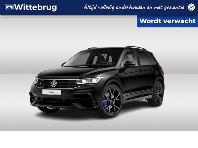 Volkswagen TIGUAN 2.0 TSI R 75 Edition 4Motion 320pk DSG / Panoramadak / 21" LMV Estoril / Black Style / Akrapovic Uitlaat / Trekhaak Elek. / IQ LED Matrix / Harman Kardon / 360 Camera / Alarm / Stuur en Stoelverwarming V+A / Head-Up Display / VW
