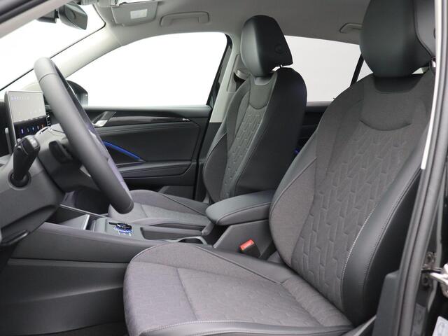 Volkswagen TIGUAN 1.5 eTSI Life Edition 150PK DSG full led, trekhaak, adaptive cruise, side assist, stoelverwarming voor & achter, stuurwielverwarming, achteruitrijcamera, alarm, keyless, virtual pedal, 19" lichtmetaal