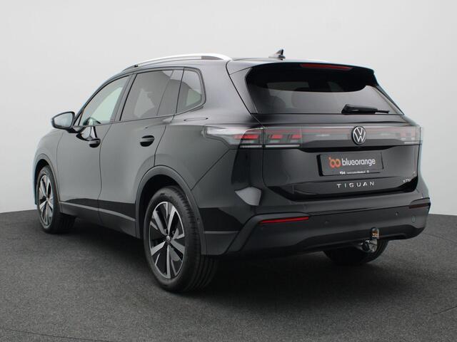 Volkswagen TIGUAN 1.5 eTSI Life Edition 150PK DSG full led, trekhaak, adaptive cruise, side assist, stoelverwarming voor & achter, stuurwielverwarming, achteruitrijcamera, alarm, keyless, virtual pedal, 19" lichtmetaal