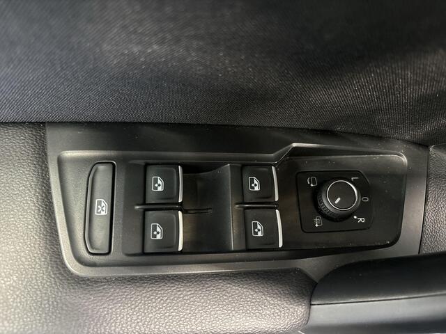 Volkswagen TIGUAN Allspace 1.5 Tsi 150pk DSG Life Business 7p. · Camera · 7 Persoons · Apple/Android Car Play · Navi · Elek. Achterklep · 18'' Inch · garantie t/m 23-05-2027 of 100.000km