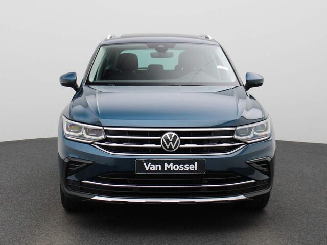 Volkswagen TIGUAN 1.4 TSI eHybrid Elegance Business+ | Panorama-dak | Achteruitrijcamera | Navigatie | Adaptive Cruise Control | Digitaal instrumentenpaneel