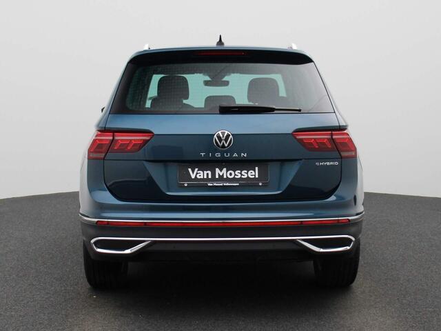 Volkswagen TIGUAN 1.4 TSI eHybrid Elegance Business+ | Panorama-dak | Achteruitrijcamera | Navigatie | Adaptive Cruise Control | Digitaal instrumentenpaneel