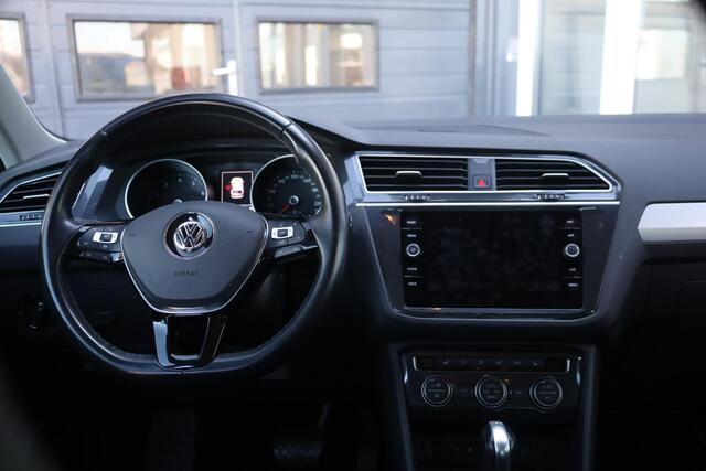 Volkswagen TIGUAN 1.5 TSI ACT Comfortline 150PK / 110kW DSG, Voorstoelen verwarmbaar, 3-zone climatronic, keyless start & entry, navigatie, LED koplampen, elektrisch verstel-, verwarm- en inklapbare buitenspiegels (spiegel pakket), trekhaak, 17" 'Montana' LMV, parkeersenso