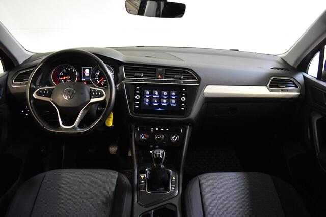 Volkswagen TIGUAN 1.5 TSI LIFE NAVI/PDC/CARPLAY