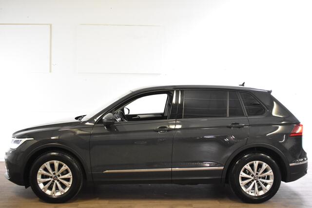 Volkswagen TIGUAN 1.5 TSI LIFE NAVI/PDC/CARPLAY