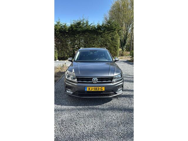 Volkswagen TIGUAN 1.4 TSI ACT Connected Series, ORGINEEL NEDERLANDSE AUTO , BOEKJES,NAP EN ONDERHOUDSHISTORIE