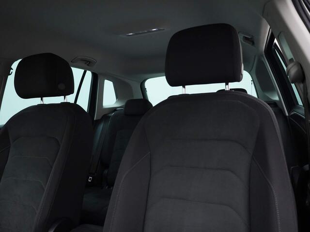 Volkswagen TIGUAN 1.5 TSI 150PK Comfortline DSG automaat | Trekhaak | Achteruitrijcamera | Ergo stoelen met massage | Navigatie |