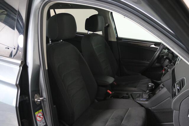 Volkswagen TIGUAN Allspace 1.5 TSI Highline 7-Persoons, Navigatie, Achteruitrijcamera, Parkeersensoren, Automaat, Massage, ACC, DAB, Elek. Achterklep