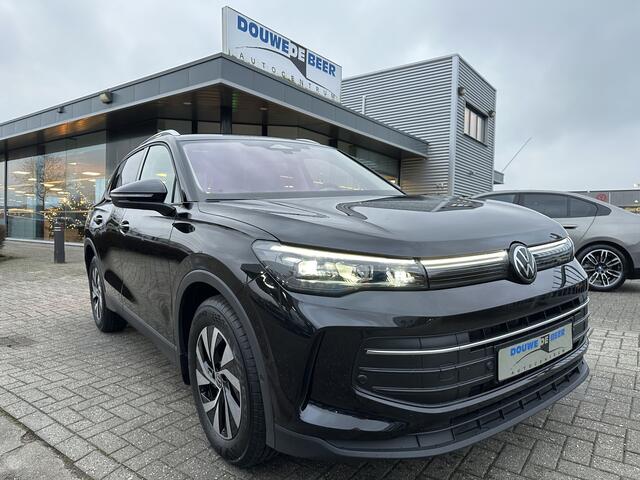 Volkswagen TIGUAN 1.5 eTSI Life Edition Trekhaak | IQ. Light | Stoelverw. | Sfeerverlichting