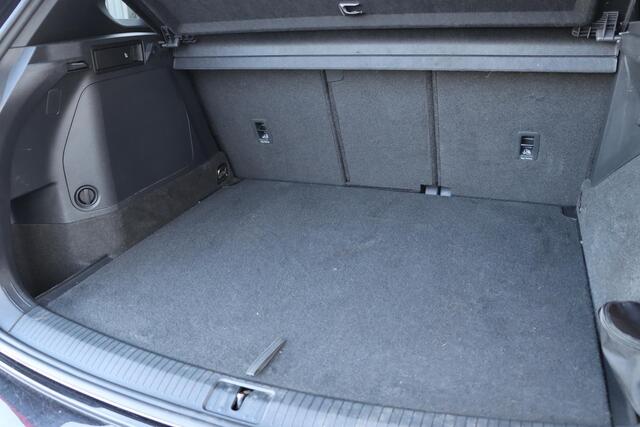 Volkswagen TIGUAN 1.4 TSI eHybrid R-Line Business + 245pk DSG6 Volkswagen Tiguan 1.4 TSI eHybrid R-Line Business+