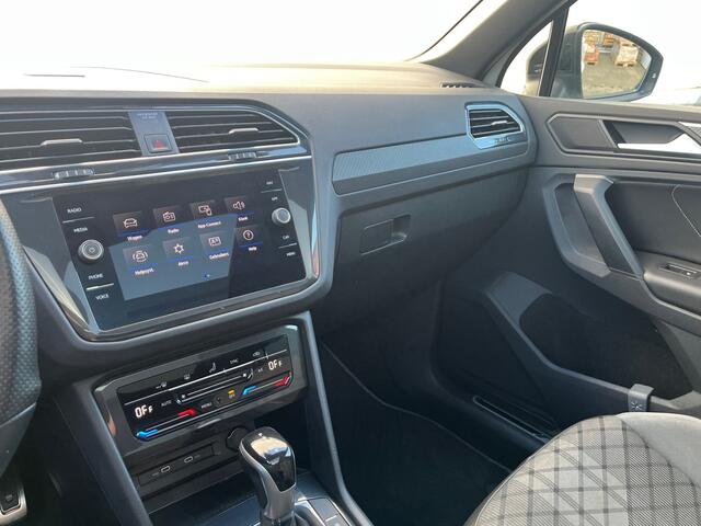 Volkswagen TIGUAN 1.5 TSI R-Line Pano / Virtual Cockpit / IQ.LGHT