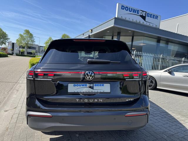 Volkswagen TIGUAN 1.5 eTSI Life Edition Trekhaak | IQ. Light | Stoelverw. | Sfeerverlichting. | standkachel