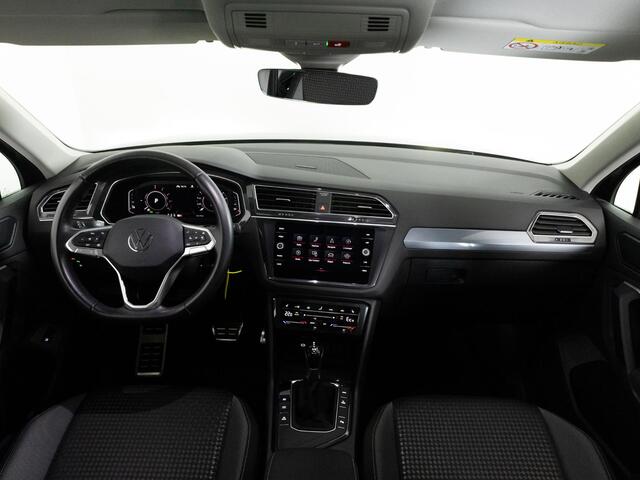 Volkswagen TIGUAN Active 1.4 TSI eHybrid 245 pk Automaat | LED | Trekhaak | Stoelverwarming | DDC | Navigatie via smartphone |