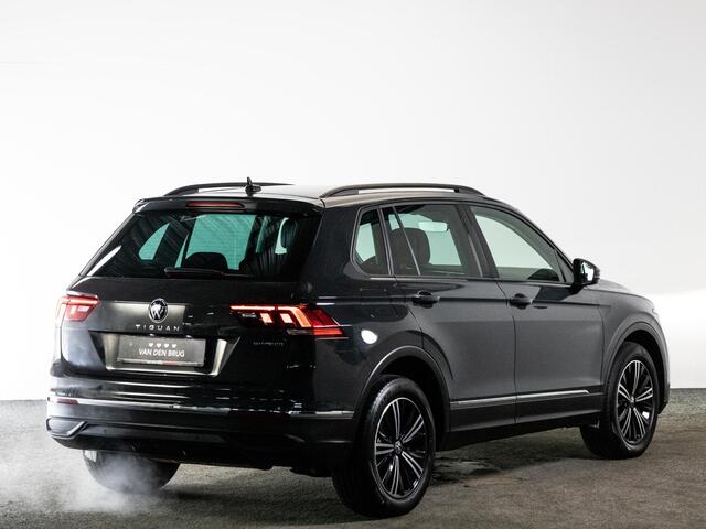 Volkswagen TIGUAN 1.4 TSI eHybrid 245 pk Automaat | LED | Navigatie | Trekhaak | 18" | Stoel & Stuur verwarming |