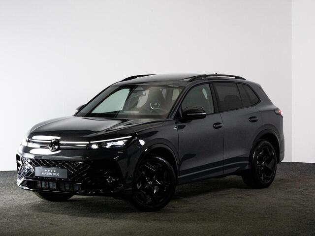Volkswagen TIGUAN R-Line 1.5 eTSI 150 pk Automaat | LED Plus | Black Style | Panoramadak | Camera | Adaptieve cruise |