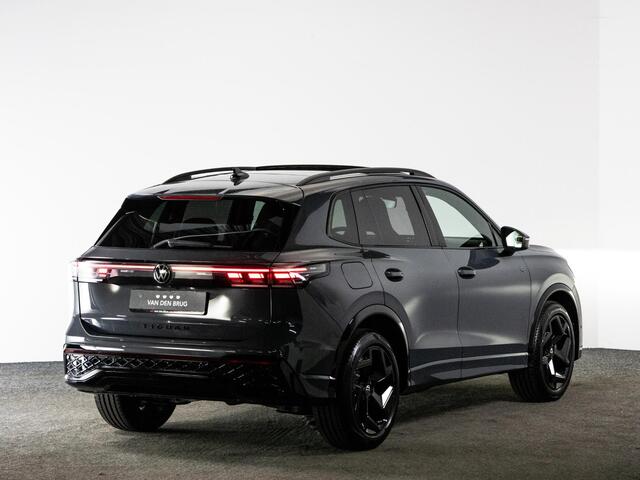 Volkswagen TIGUAN R-Line 1.5 eTSI 150 pk Automaat | LED Plus | Black Style | Panoramadak | Camera | Adaptieve cruise |