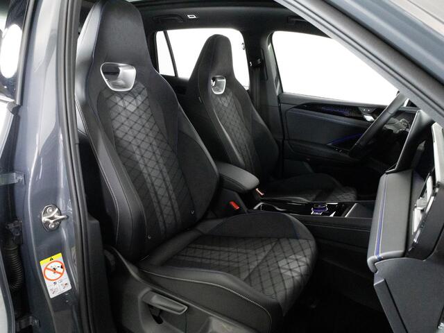 Volkswagen TIGUAN R-Line 1.5 eTSI 150 pk Automaat | LED Plus | Black Style | Panoramadak | Camera | Adaptieve cruise |