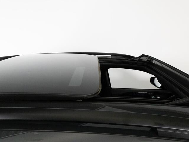 Volkswagen TIGUAN R-Line 1.5 eTSI 150 pk Automaat | LED Plus | Black Style | Panoramadak | Camera | Adaptieve cruise |