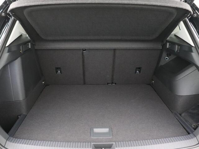 Volkswagen TIGUAN 1.5 eHybrid Life Edition 204PK DSG Adaptieve Cruise Controle, Achteruitrijcamera, Side Assist, Navi, Keyless, Stoel-Stuurverwarming, Elektr. Achterklep, Trekhaak, 17" LM Velgen