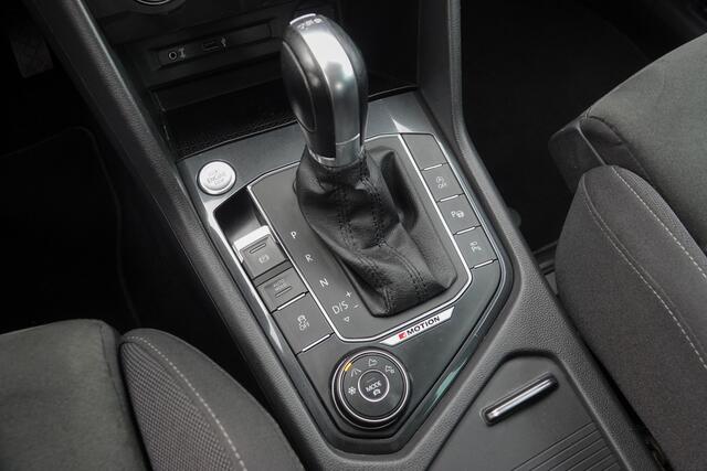 Volkswagen TIGUAN 2.0Tdi 190Pk DSG7 4Motion | Highline | Panoramadak | 360° Camera | Head-Up display | Virtual Cockpit | Trekhaak | 19'' | Habanero Orange