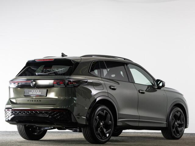Volkswagen TIGUAN R-Line 1.5 eTSI 150 PK DSG | LED Plus | Black Style | Panoramadak | Achteruitrijcamera | Adaptieve Cruise Control |