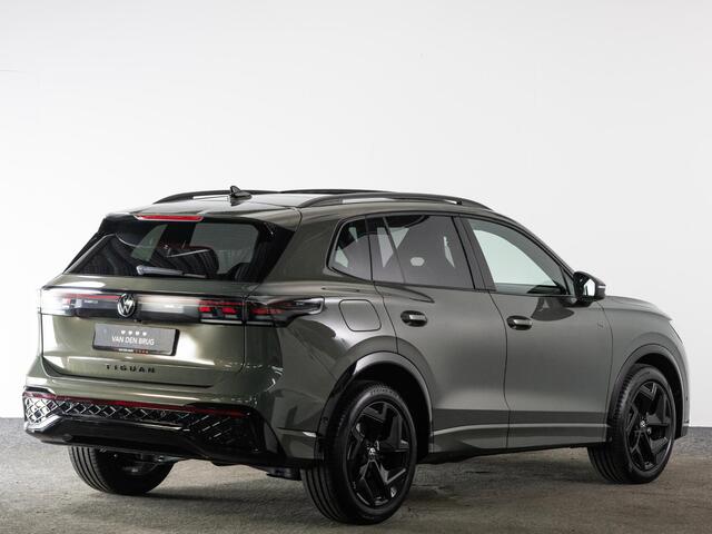 Volkswagen TIGUAN R-Line 1.5 eTSI 150 PK DSG | LED Plus | Black Style | Panoramadak | Achteruitrijcamera | Adaptieve Cruise Control |